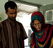 content/it-it/images/repository/smb/helping-in-the-fight-against-poverty.jpg